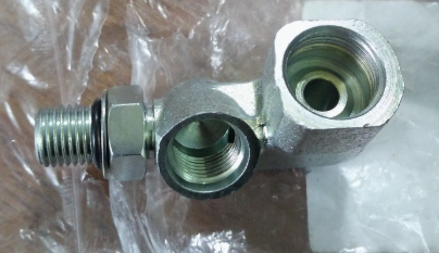 Соединение впускное трубки охлаждения